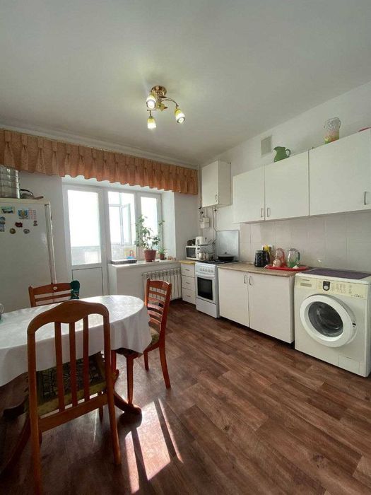 Продам 2 к.кв. Алтын Орда (Батыс-2) на 8/10-эт, 63 кв.м., торг!