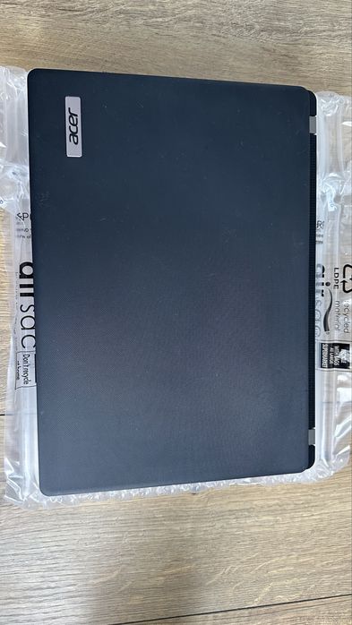 Лаптоп Acer TravelMate 14” FHD Intel i5-10th Gen 8GB RAM 256GB SSD