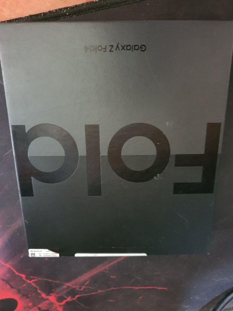 Продается Samsung Fold 4