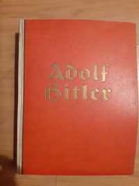 Carte Adolf Hitler și Mein Kampf