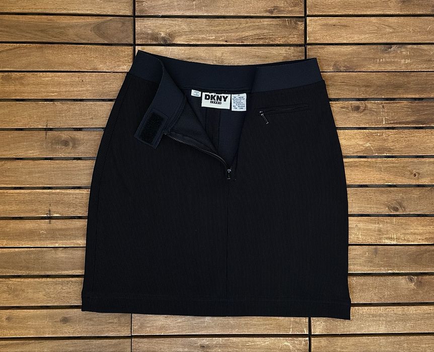 Дамска пола DKNY