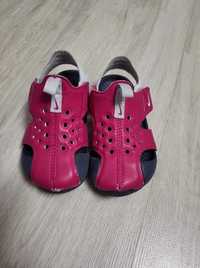 Sandale Nike 23,5