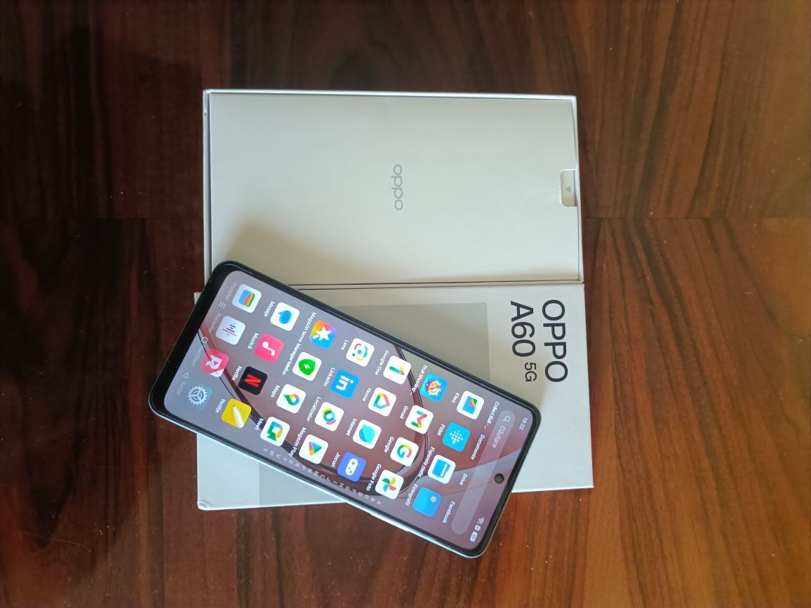 Vând Oppo A60 5G+ dual SIM nou cutie full box