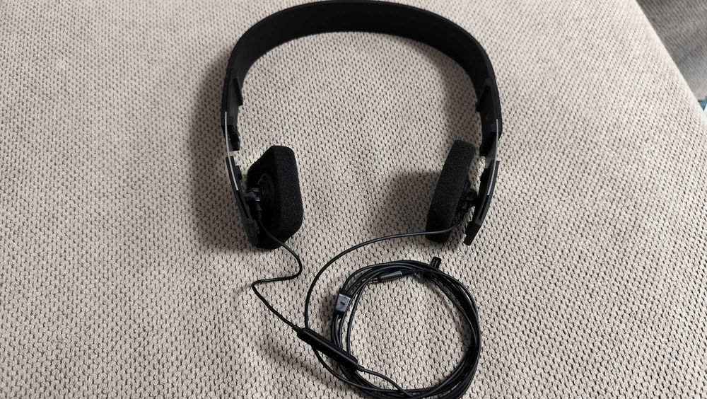 Casti on ear Bang & Olufsen Form2 Black