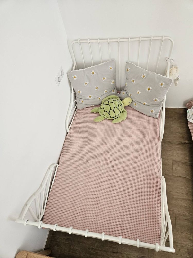 Minnen легло Ikea регулируемо