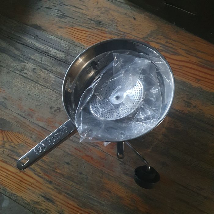 Aparat pasat legume Rondo inox Nou