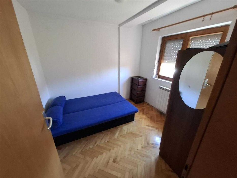 Дава се под наем Двустаен апартамент в Пловдив, Кючук Париж - 70 кв.м за 306 € - Снимка #4