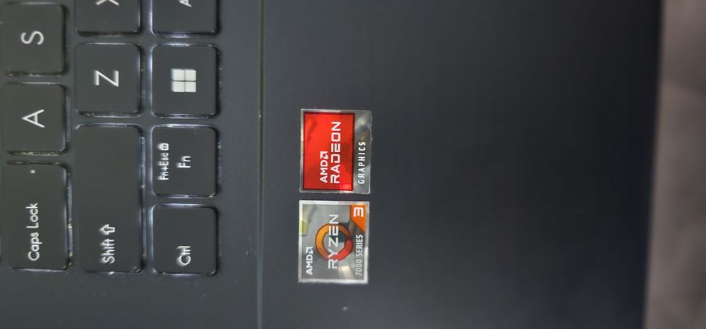 Laptop Asus Vivobook