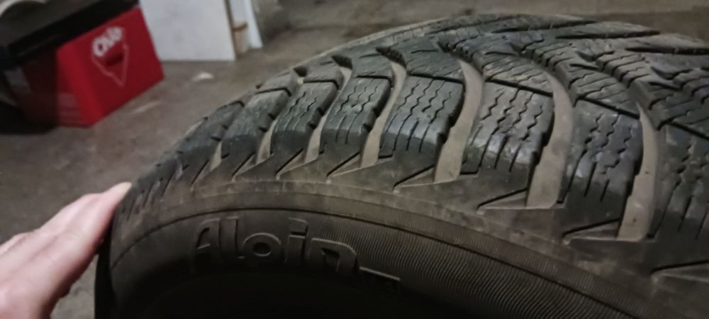 Зимни Гуми Мишелин Алпин 185 65 15 DOT2817