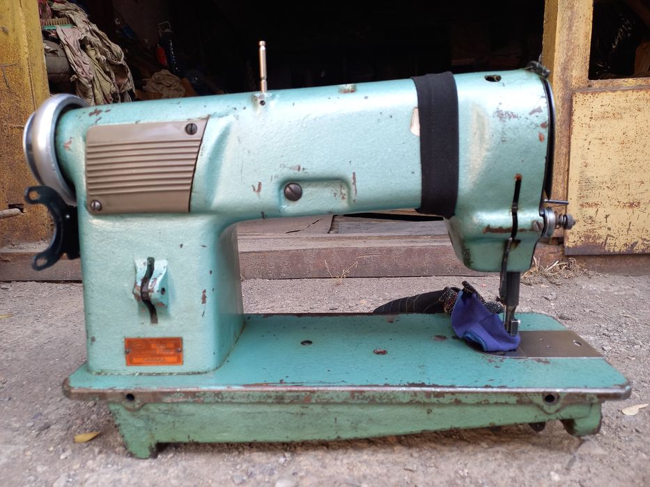 Электро швейная машинка