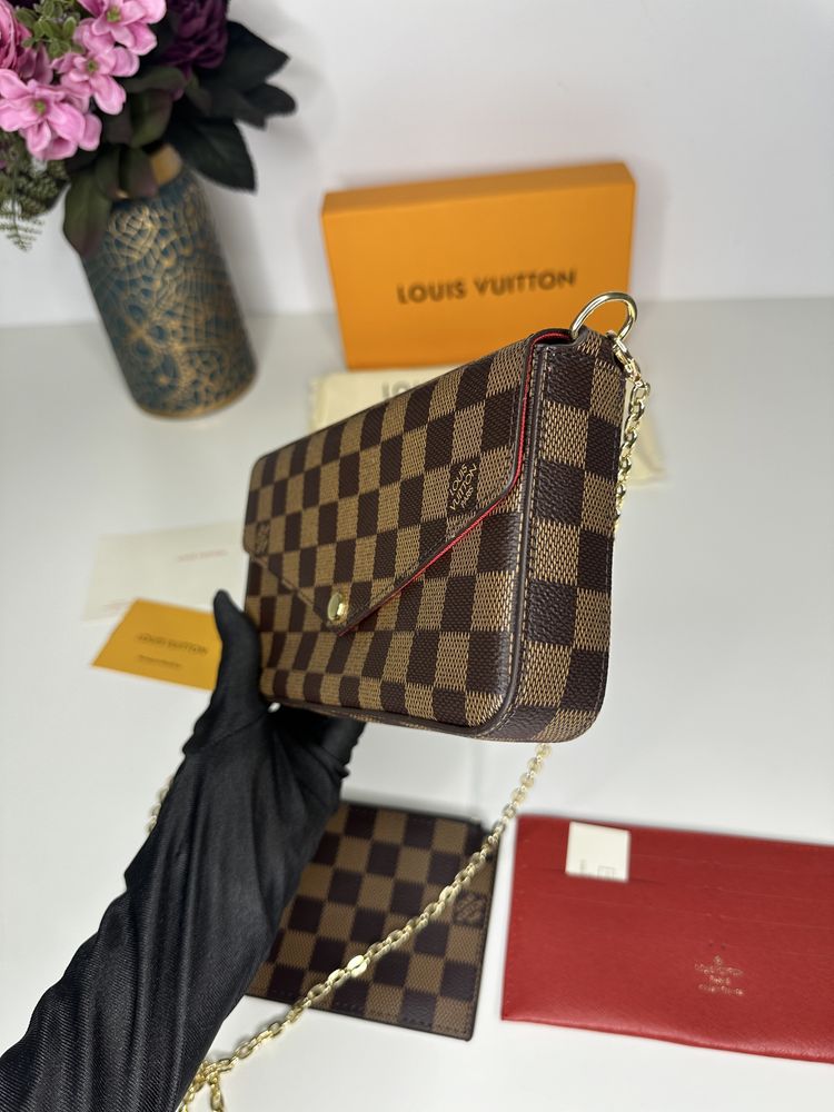 Geanta Louis Vuitton model FELICIE piele canvas 100% cutie cadou