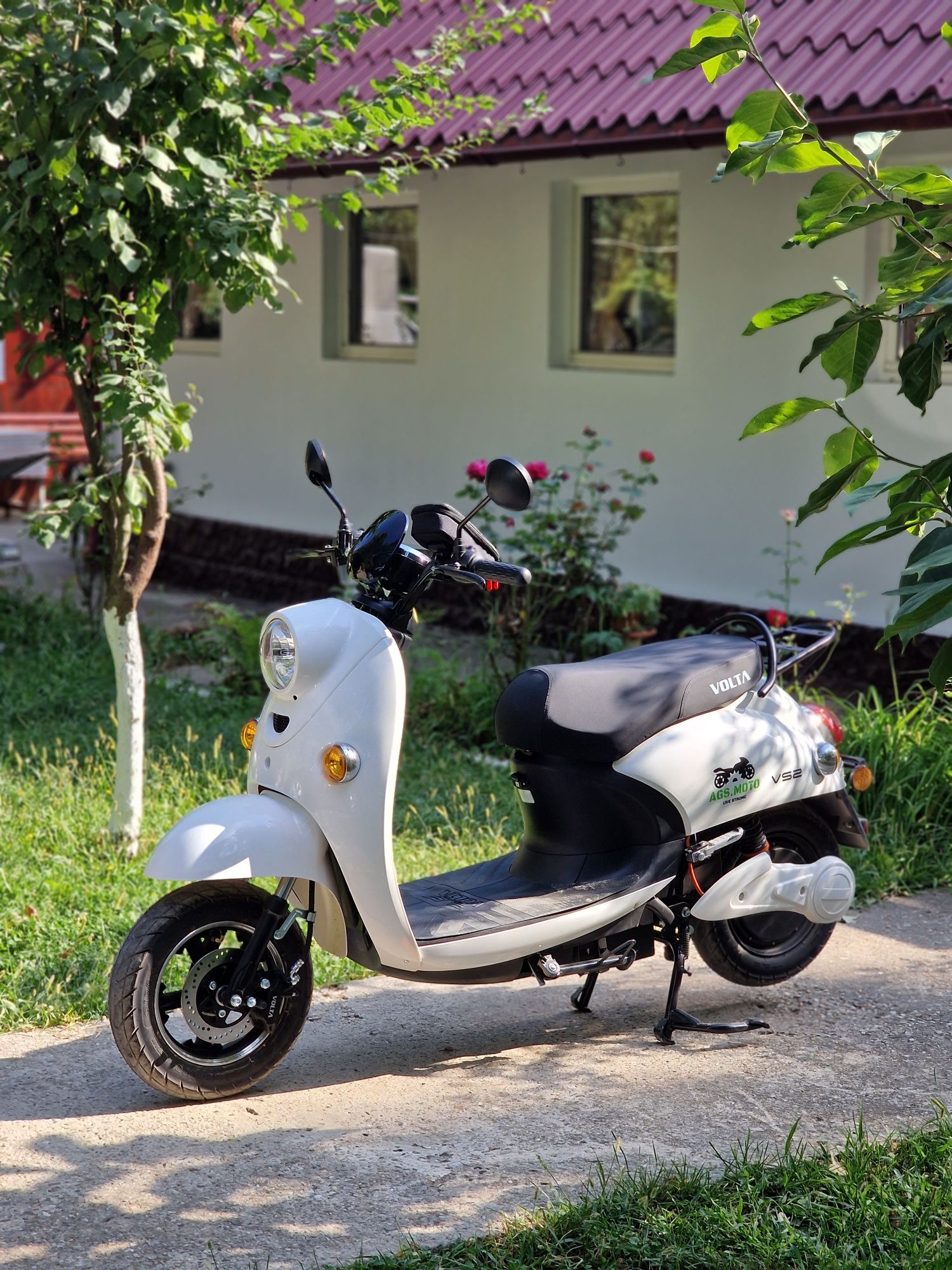 Scuter electric fara permis VOLTA VS2 2023 similar VESPA
