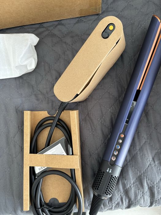 Dyson Airstrait (garantie 2 ani)