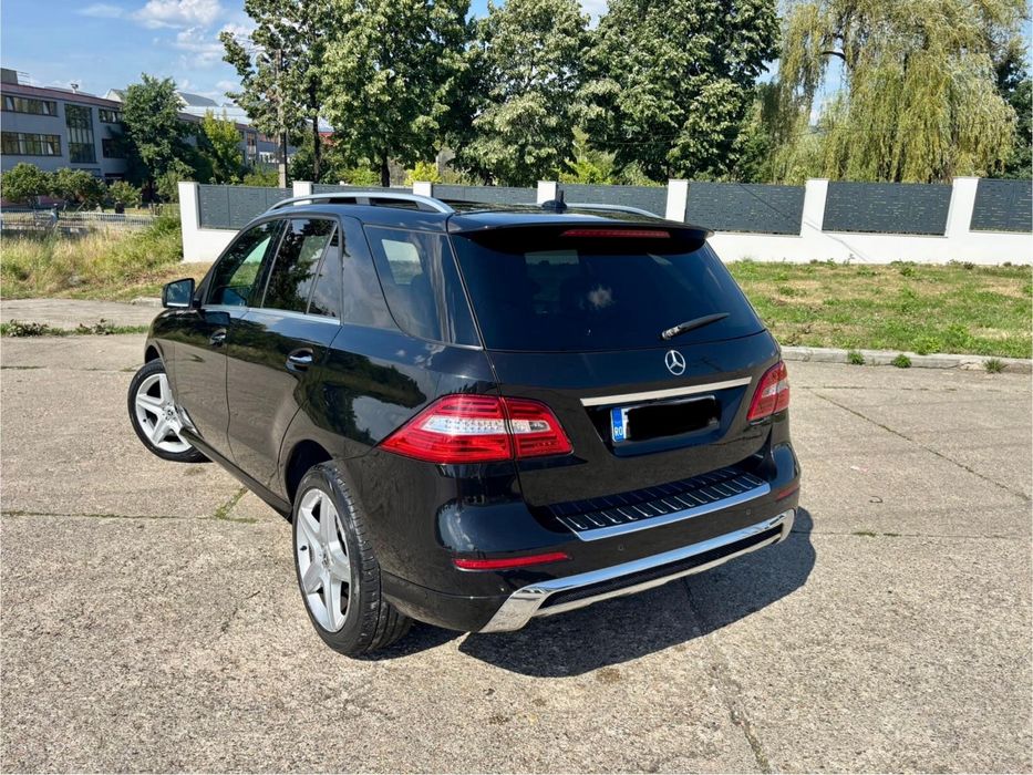 Mercedes-Benz ML 350 CDI 3.0 diesel 258 CP euro 6 pachet AMG