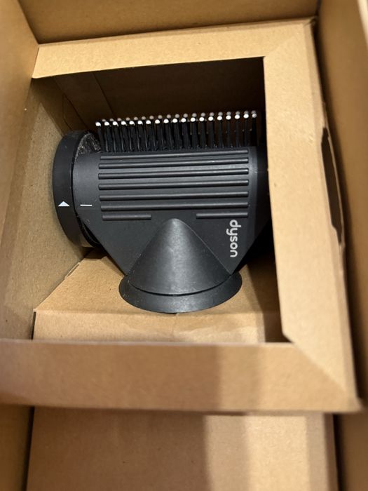 Vând Uscator Dyson Supersonic!