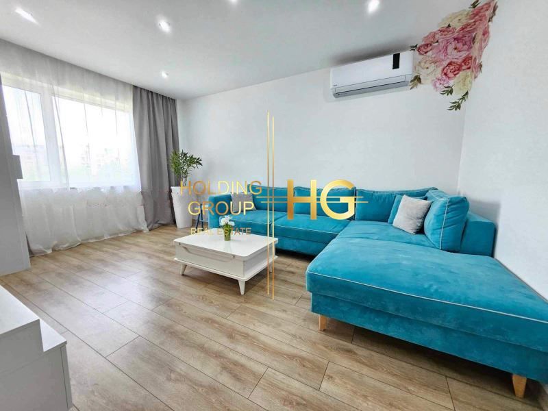 Продава се Четиристаен апартамент в Варна, Трошево - 103 кв.м за 2057 €/кв.м - Снимка #8