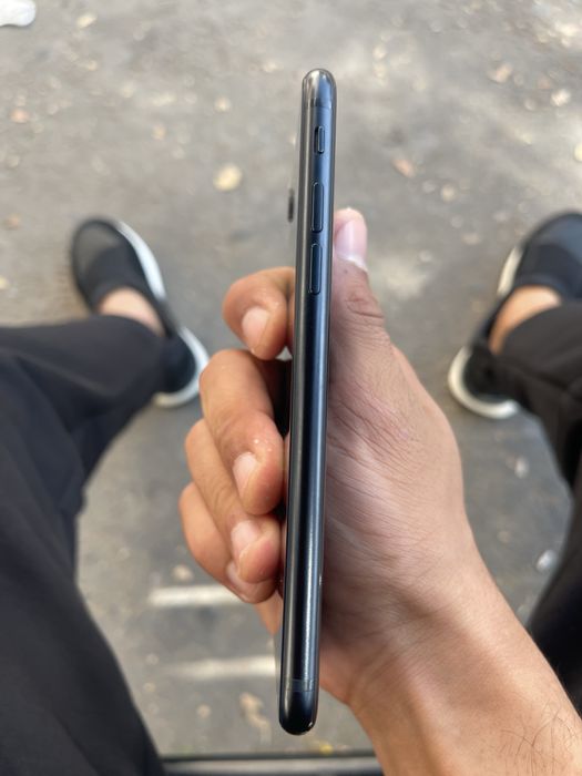 Iphone se 22 sotladi