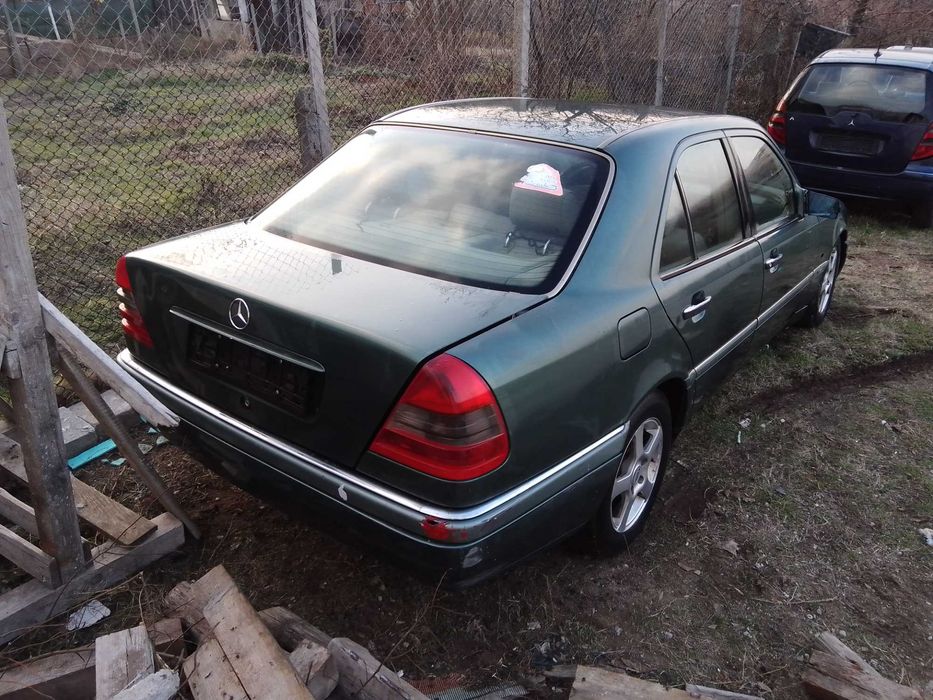 mercedes C 250 w 202 на части