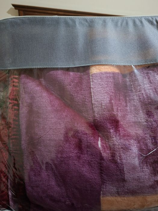 Одеял сотилади,двухсторонний