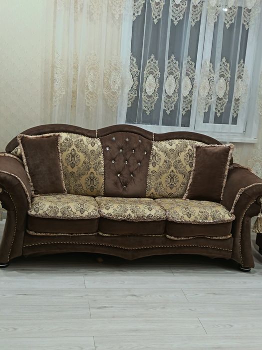 Продам уголок. 3.-2-1.б/у