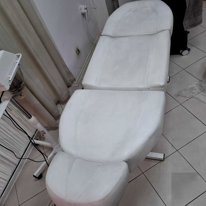 Козметична кушетка