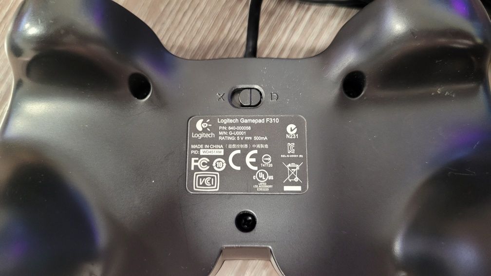 Геймпад/Джойстик Logitech F310