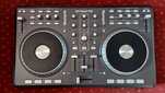 Consola digitala mixaj pentru DJ Numark