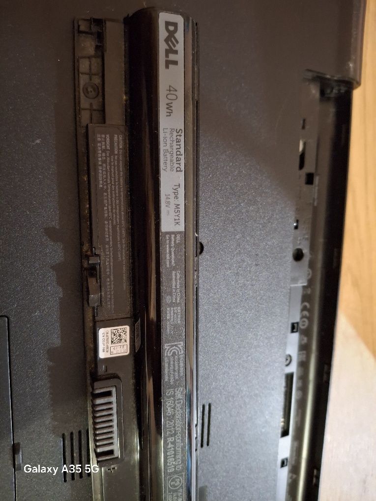 Лаптоп за части ,,Dell,