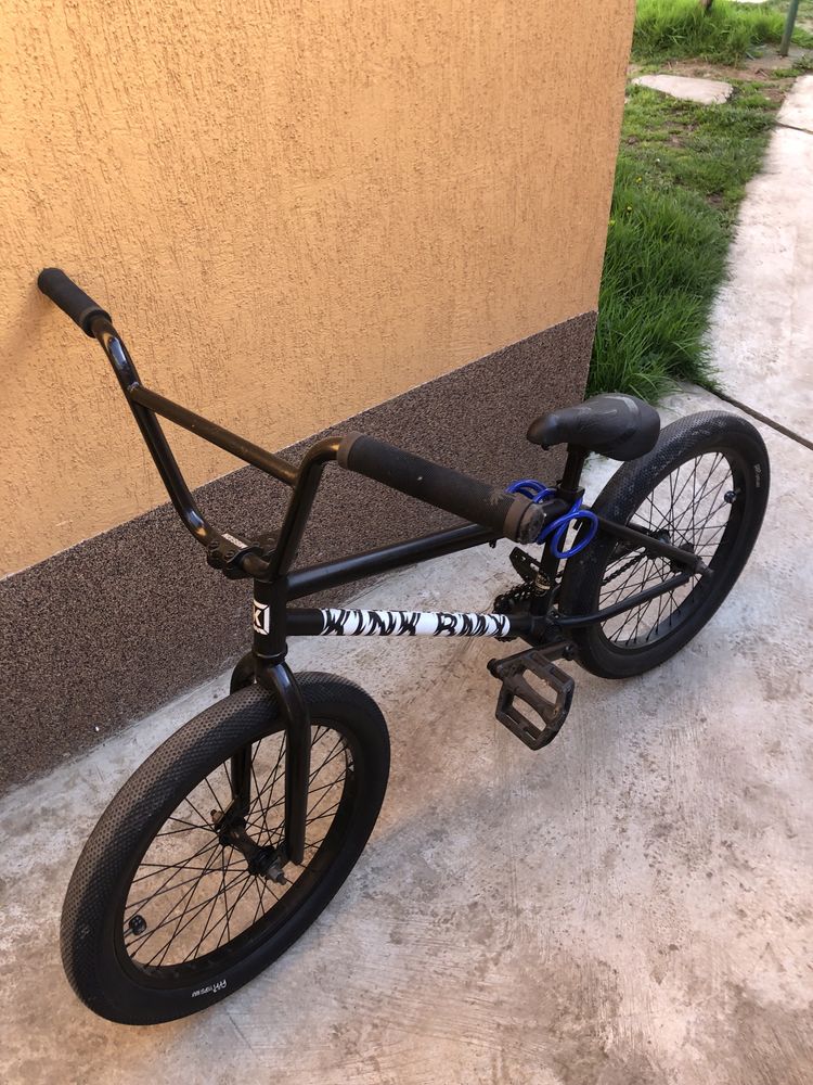 Curb 20" 2021 BMX