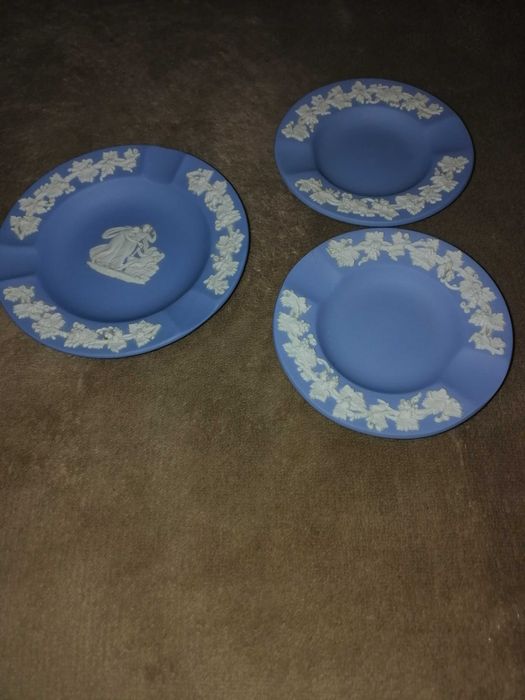 Vand  produse Wedgwood jasperware made in England