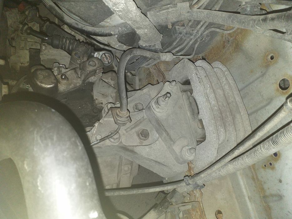 Cutie viteze Ford Transit 2000 diesel, 36 dinti, an 2005