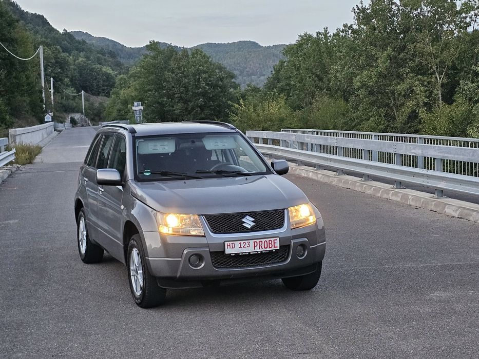 Suzuki Grand Vitara/ 4x4 *Climă