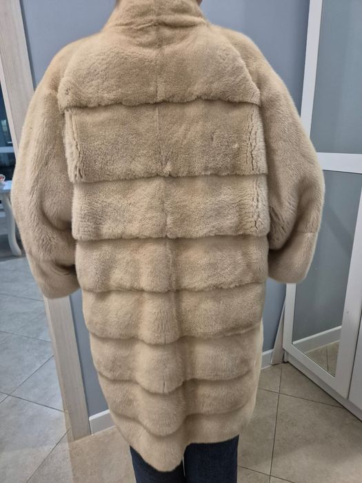 Норковая шуба, фирма Finezza