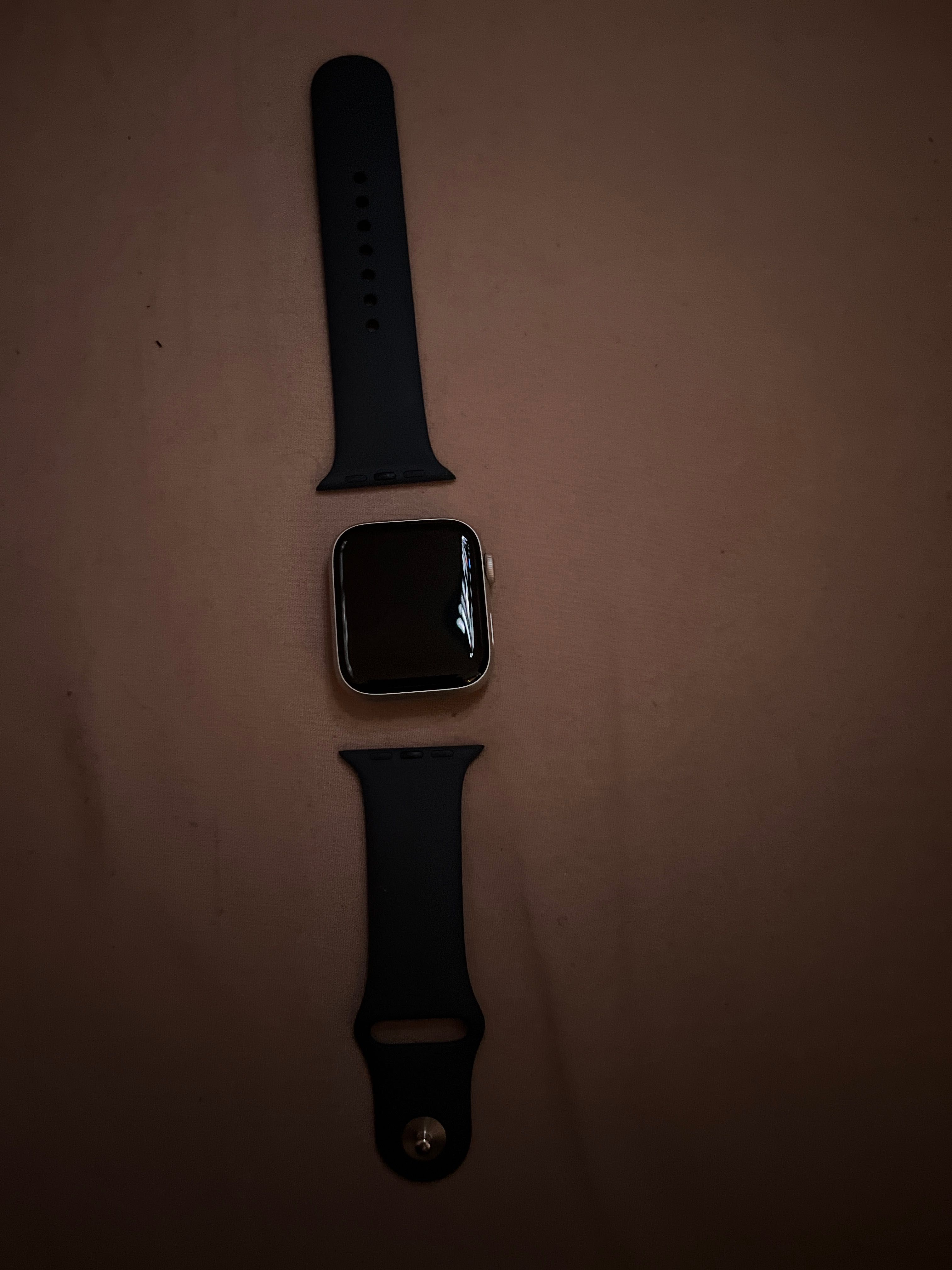 НЕИЗПОЛЗВАН! Apple watch SE [2nd Gen] 44mm Silver !БЕЗ ГАРАНЦИЯ!