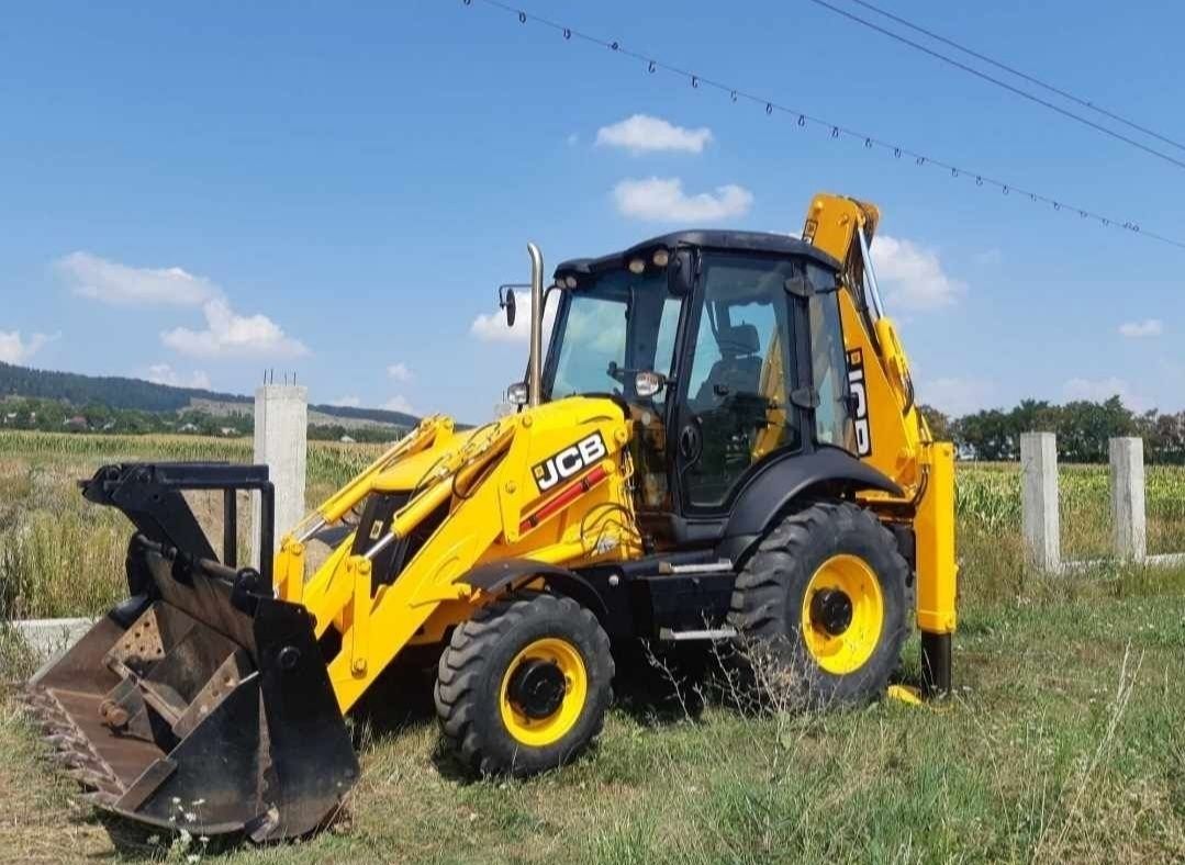 Inchiriez Buldoexcavator Jcb 3