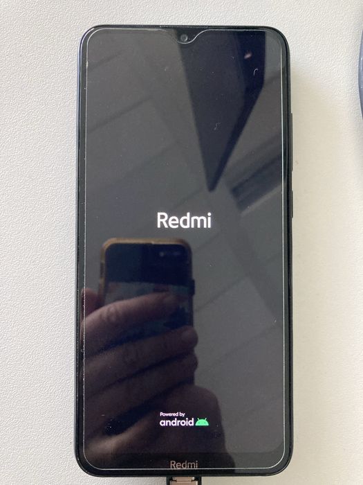 Xiaomi Redmi 8,отличен,за батерия