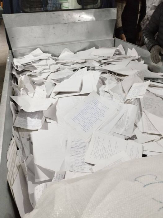 Maklatura olamiz mettalom olamiz