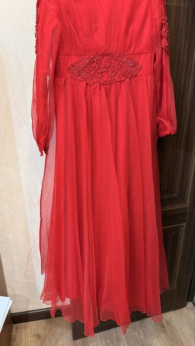 Вечернее платье  из органзы