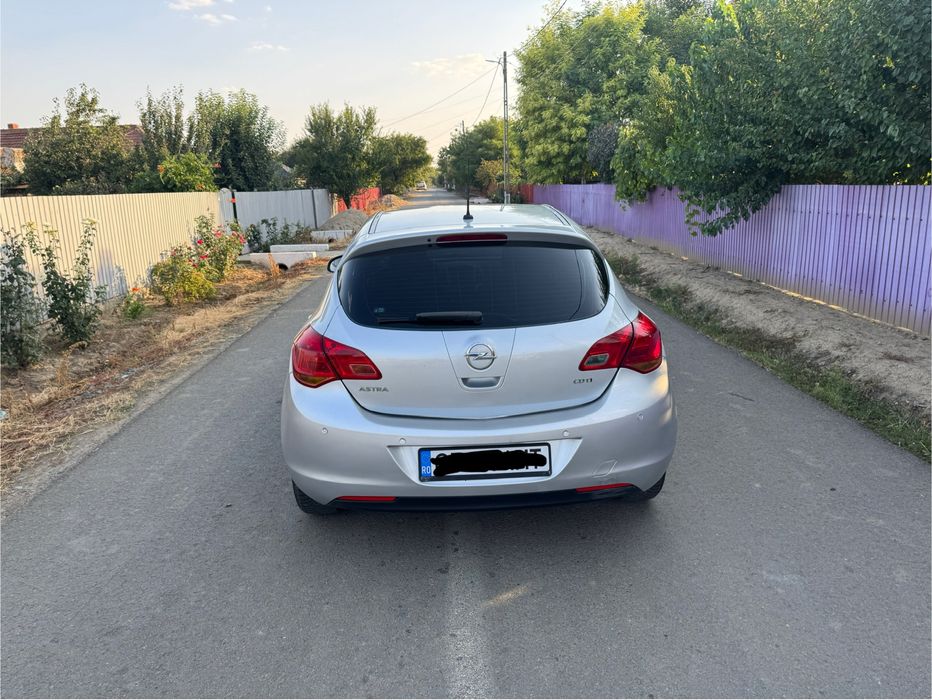 Opel astra j 1.7 cdti