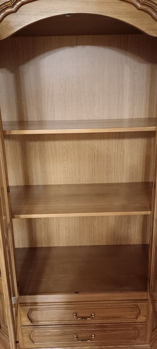 Сервант шкаф в гостинную