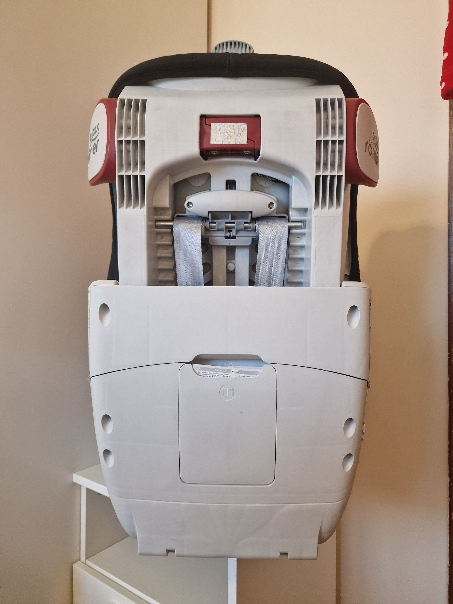 Детско столче за автомобил Britax-Römer – Отлично състояние!