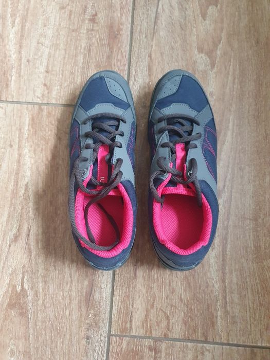 Încălțăminte Quechua, nr 38