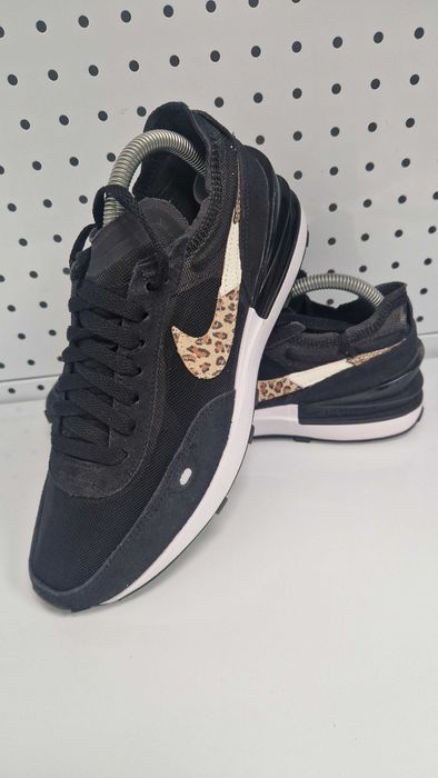 Оригинални дамски маратонки- Nike Waffle One