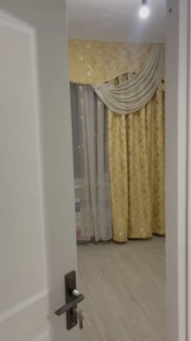 Продам свой 1в2 ком.кв. Юнусабад 15 кв