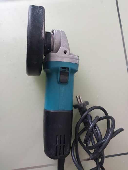 Polizor unghiular Makita HN 9558 125mm