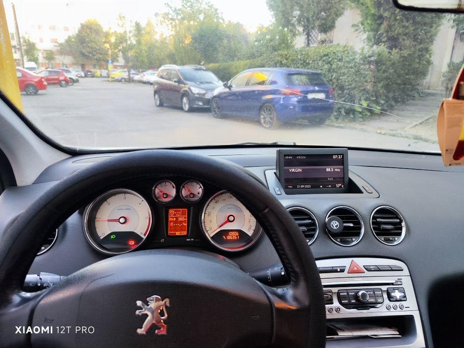 Vând Peugeot 308