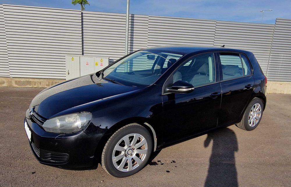 Volkswagen Golf 6 - 1.6 TDI
