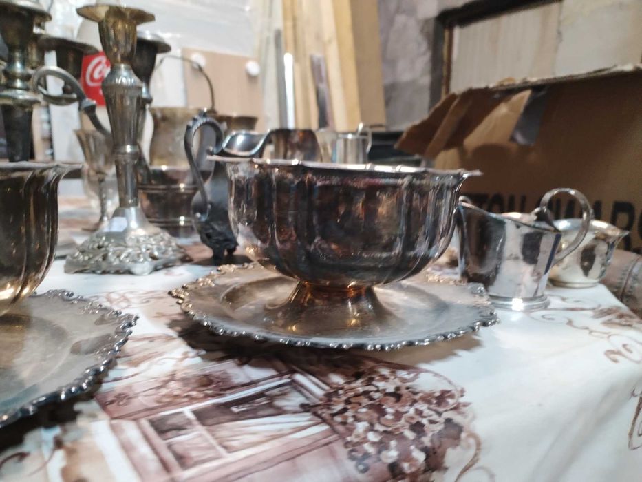 Посребрена посуда