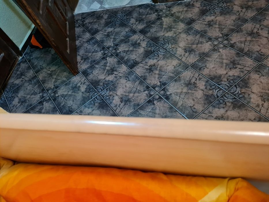 Дървена кошара използвана.