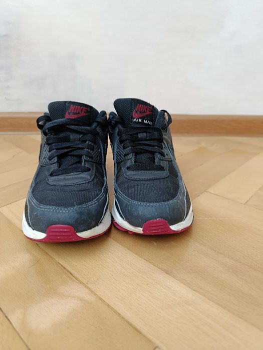 Маратонки Nike 37.5